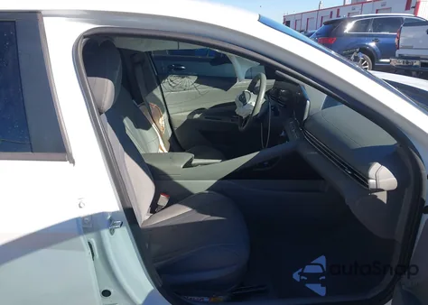 2023 Hyundai Elantra Sel z USA, uszkodzony, nr VIN 5NPLS4AG6PH098085